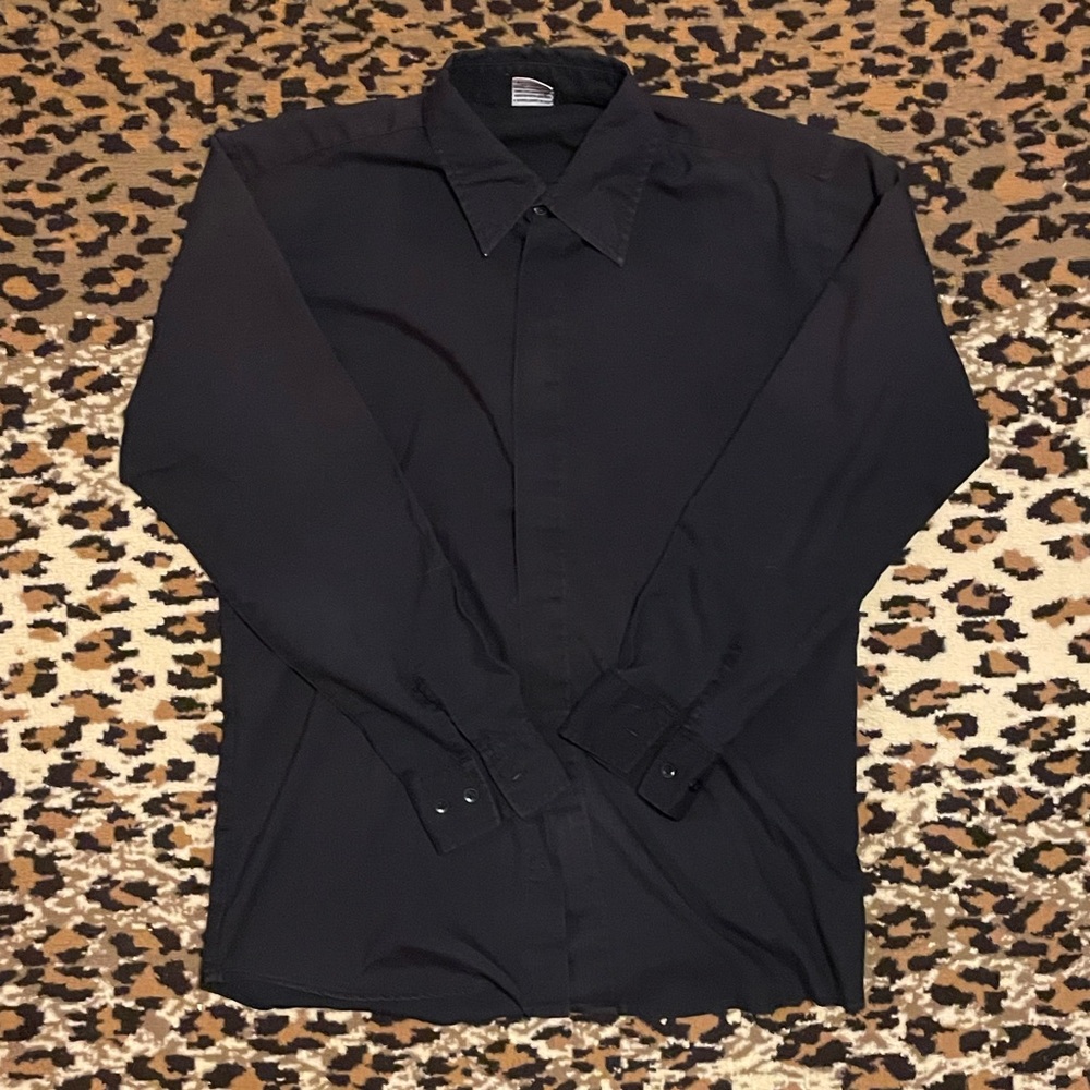 Blackwood “To Go” Size Medium Black Button Down